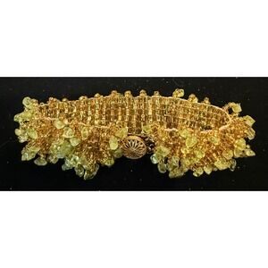Handmade Womens 7.5" Beaded Cuff Bracelet Green Peridot‎ Gold Tone Stone Chip